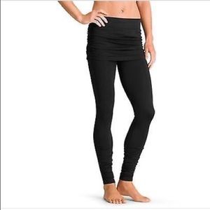 Athleta 2 in 1 skirted leggings